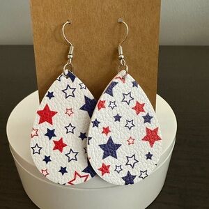 Star Patterned Teardrop Earrings NWOT